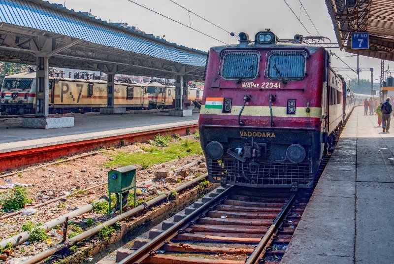 Indian Railways To Adopt HOG System In All LHB Coaches Trains