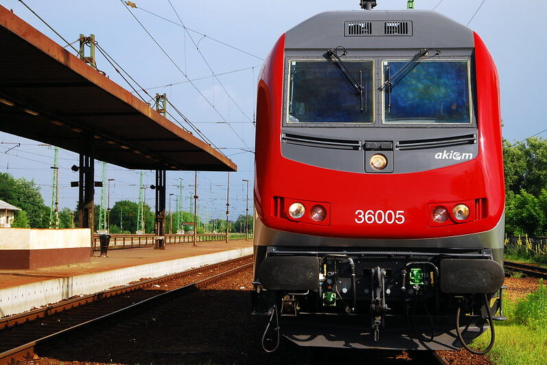 Akiem Purchases Macquarie Europe Rail Train Leasing Business Railway