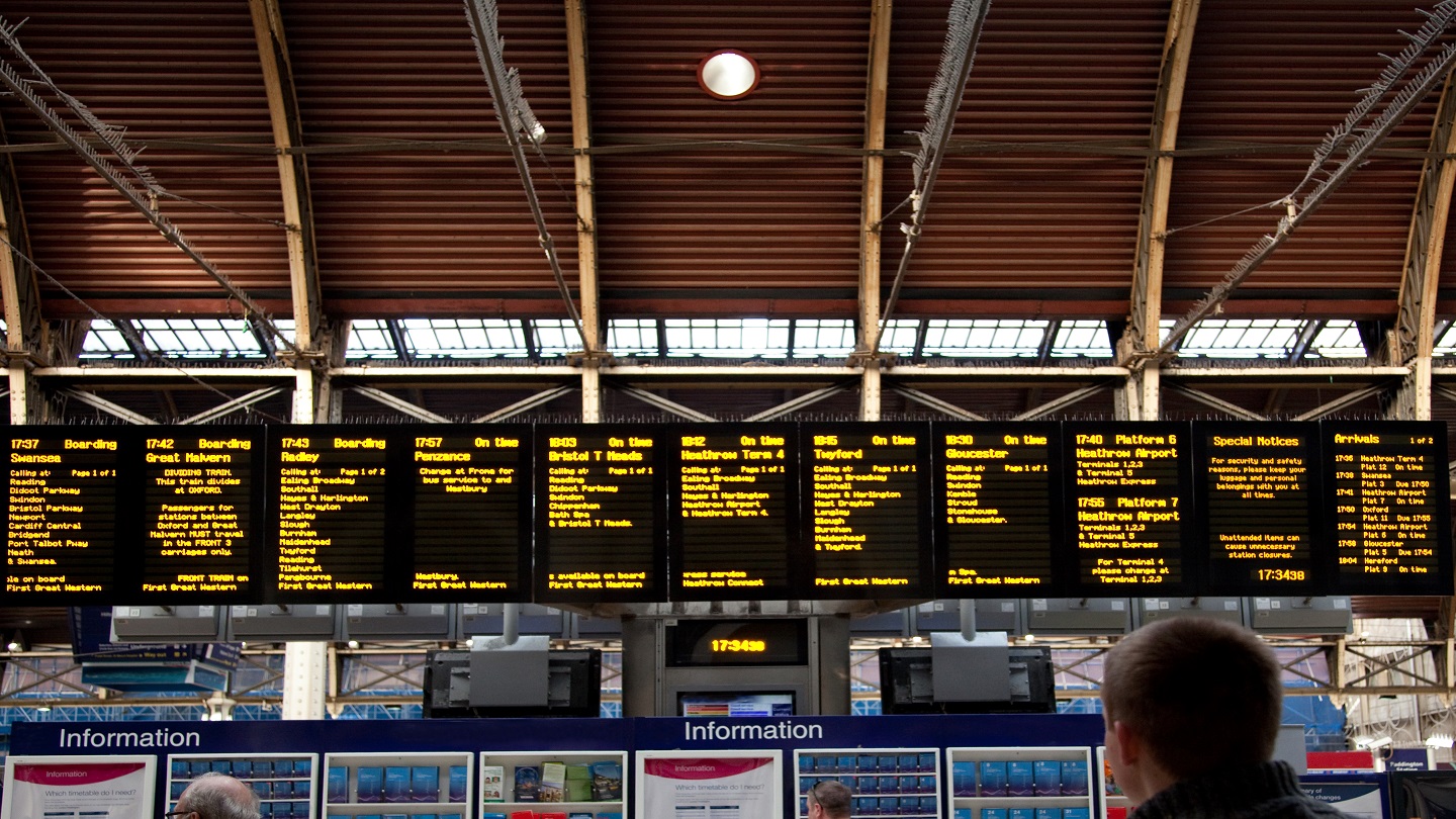 Live train performance data rolled out at 1,700 stations in England