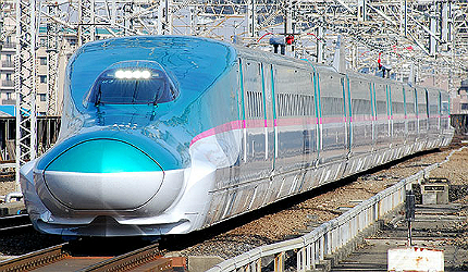 E5 series Shinkansen bullet trains japan high speed