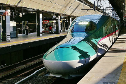 E5 Series Shinkansen Hayabusa trains
